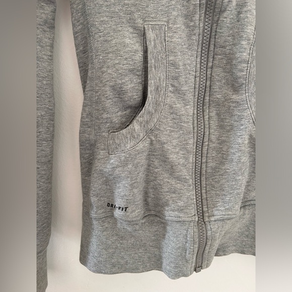NIKE - Women’s Dri-Fit Grey Zip-Up in Extra Small - Picture 6 of 16